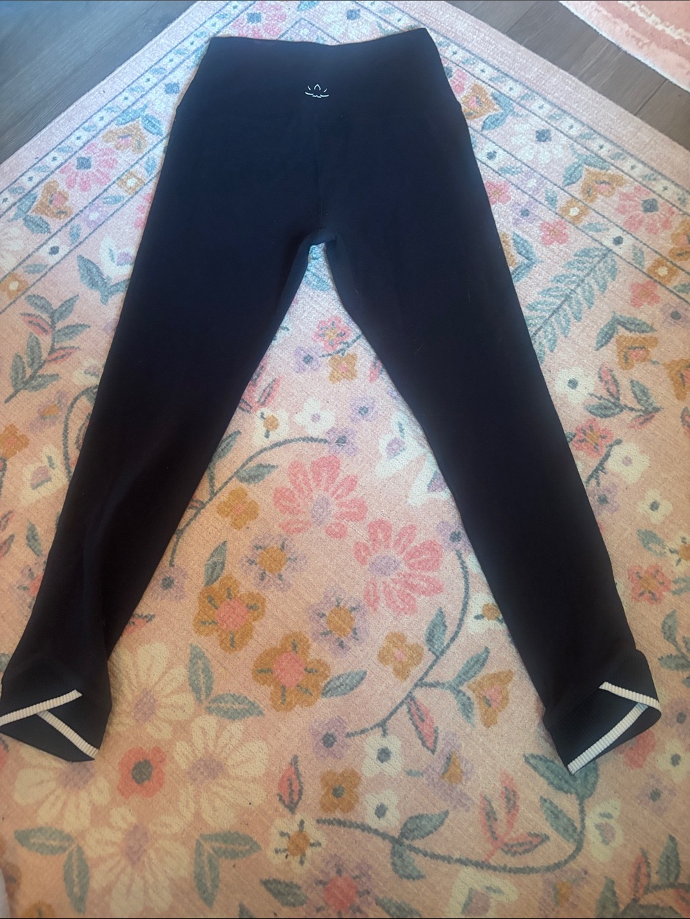 Beyond Yoga Black Leggings with Contrast Trim